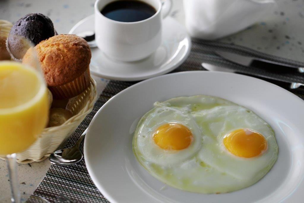 Opciones de desayuno disponibles en Hotel Mykonos