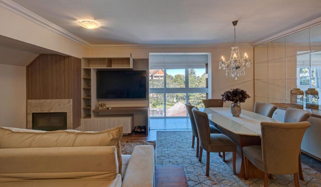 Garibaldi 501B 3 Dormitórios 14PAX junto à Rua Coberta  Garibaldi 501B 3 Dormitórios 14PAX junto à Rua Coberta