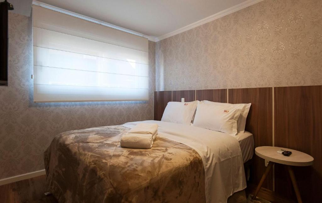 Garibaldi 501B 3 Dormitórios 14PAX junto à Rua Coberta  Garibaldi 501B 3 Dormitórios 14PAX junto à Rua Coberta