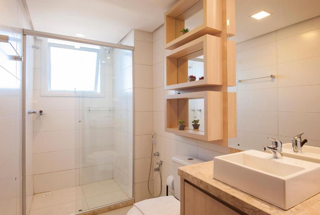 Garibaldi 501B 3 Dormitórios 14PAX junto à Rua Coberta  Garibaldi 501B 3 Dormitórios 14PAX junto à Rua Coberta