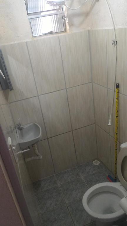  HOSTEL quarto FAMÍLIAR & TÁXI próximo do aeroporto Internacional Guarulhos SP