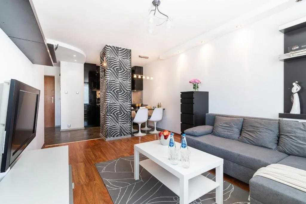 Rent like home - Grójecka 80/102, Varșovia, Polonia