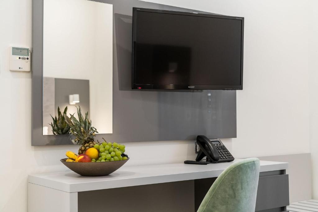 TV a/nebo společenská místnost v ubytování Art Hotel Dubrovnik