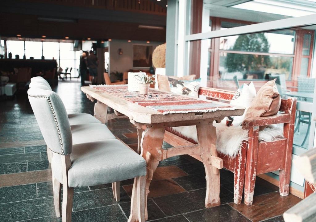 Restaurace v ubytování Oset Fjellhotell