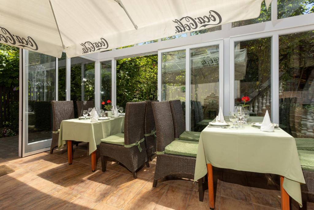 Illés Hotel - Resim 42