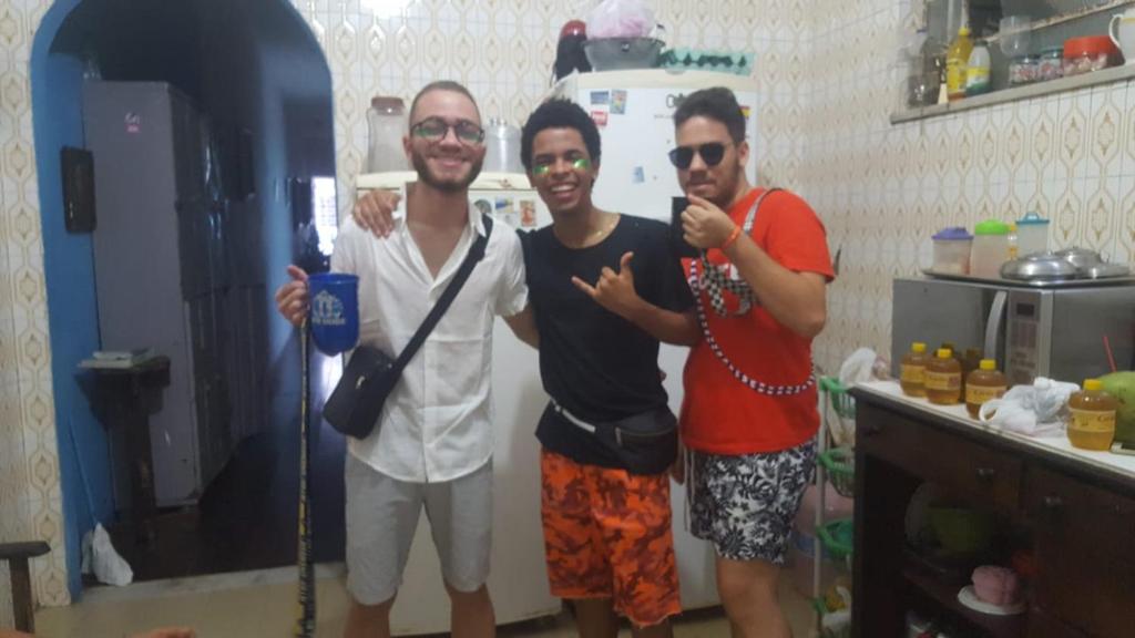 Hostel Familiar