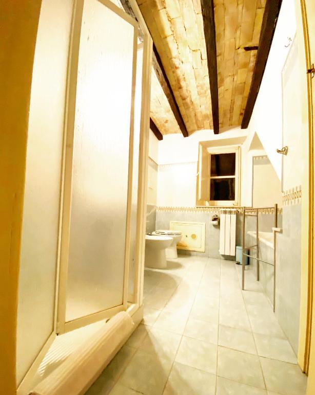 A bathroom at Sicily Sweet Home