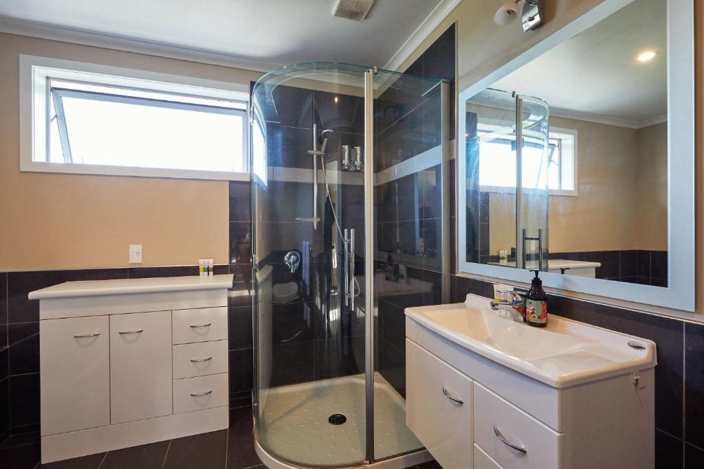 The Lookout Spacious Stunning Views - Resim 3