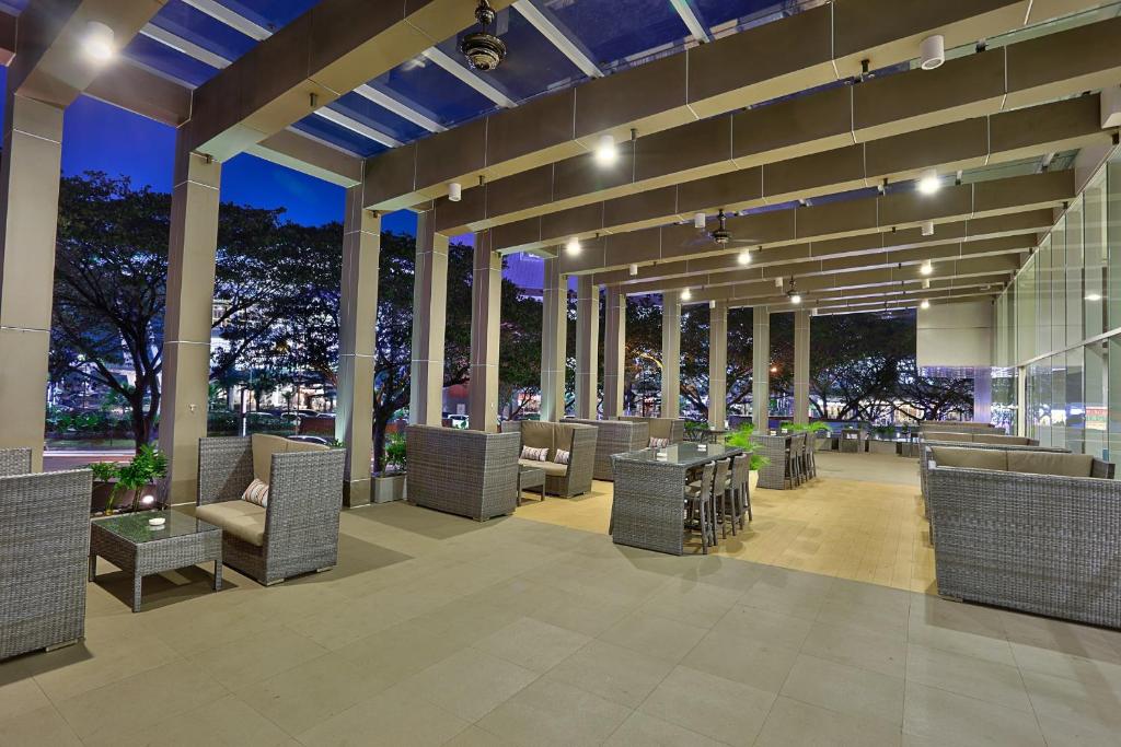 Restaurace v ubytování Mercure Serpong Alam Sutera