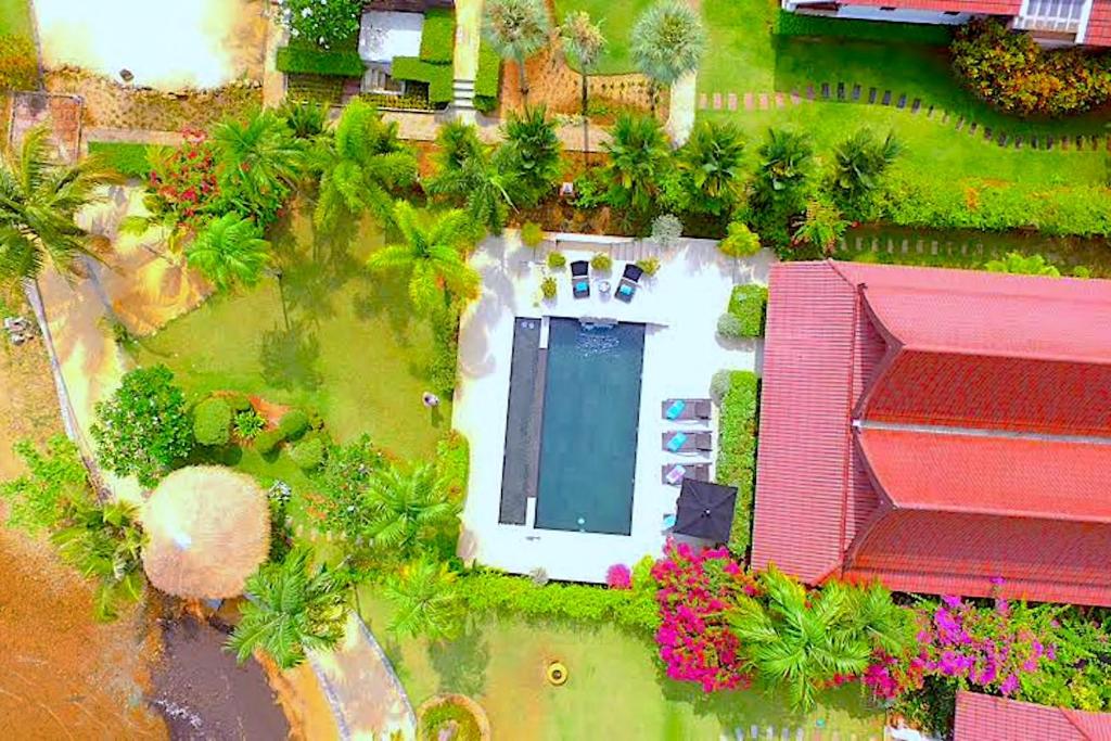 Fotografie z fotogalerie ubytování Koh Chang Beach Front 5 Bedroom Villa v destinaci Ko Chang
