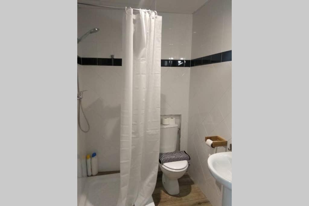 Koupelna v ubytování Apartamento Centro Encarnación 1º D