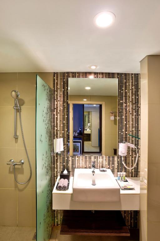 Koupelna v ubytování Mercure Serpong Alam Sutera