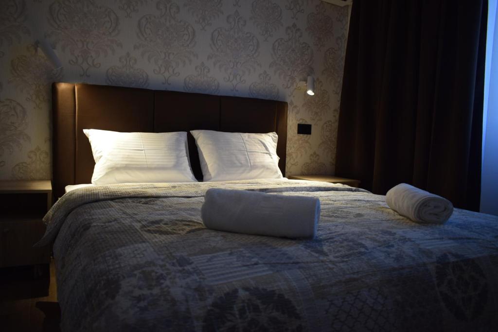 Cama o camas de una habitación en Hotel "Srbija Tis"