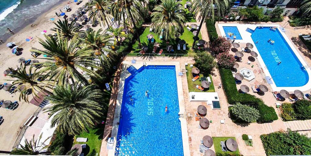Skol 715. Spectacular Corner Duplex Apartment in Marbella ...