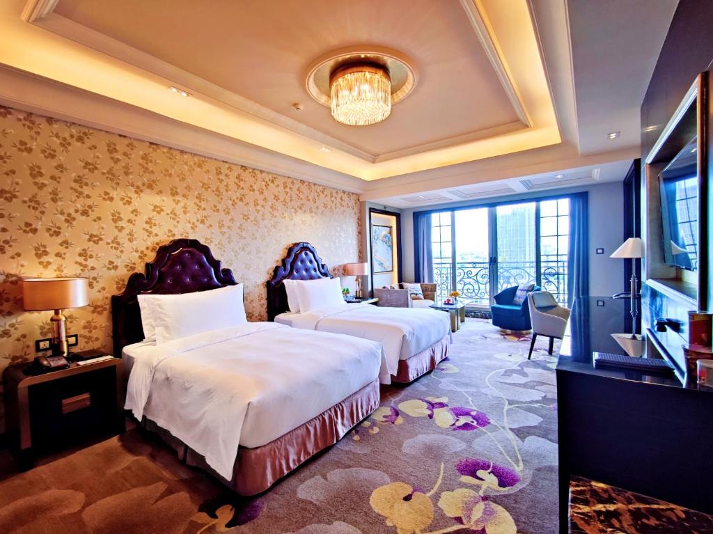 Postel nebo postele na pokoji v ubytování Chateau Star River Guangzhou-Chateau Star River Guangzhou-Trade Fair Shuttle Bus