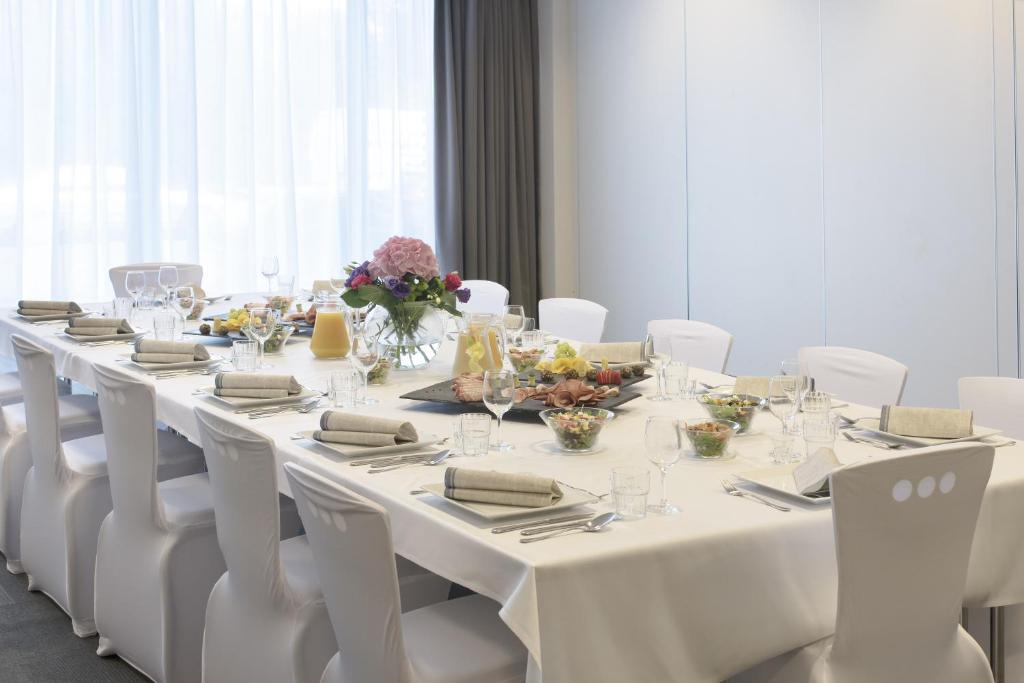 Campanile Wroclaw Centrum - Resim 12