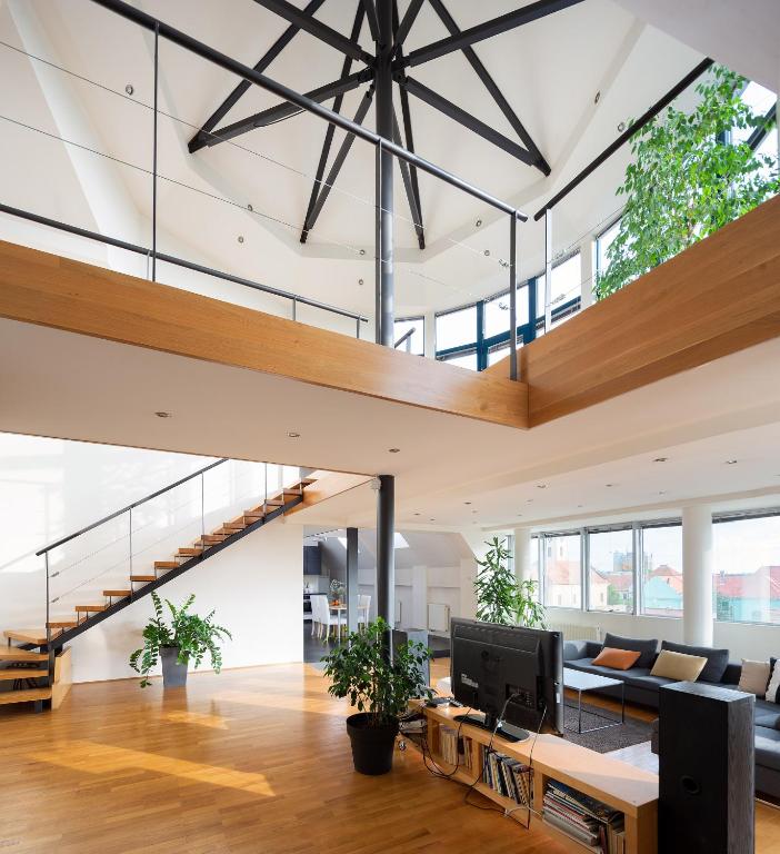 Apartment Penthouse Festina Lente - Housity