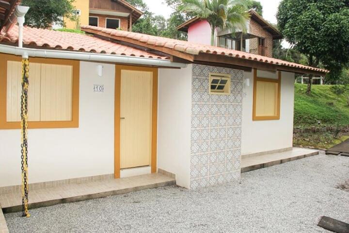  Pousada Vale Du'Carmo