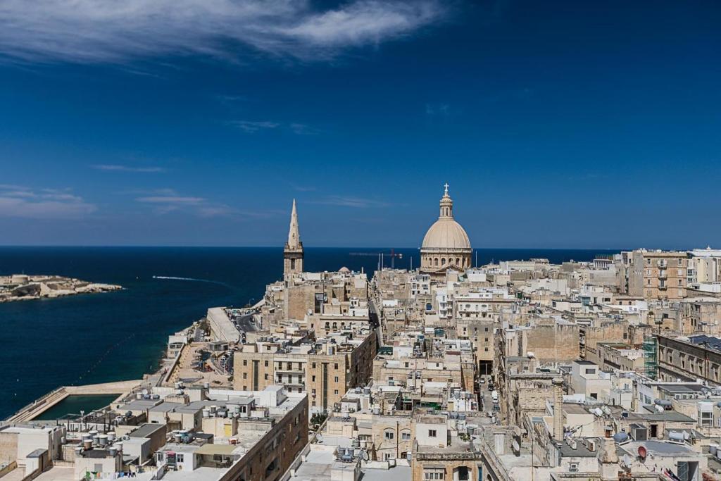 Nespecifikovaný výhled na destinaci Valletta nebo výhled na město při pohledu z hotelu