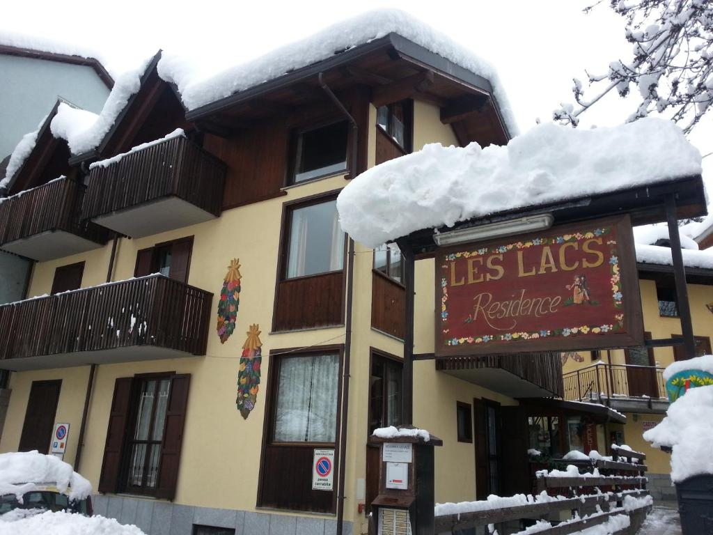 Obiekt Residence Les Lacs zimą