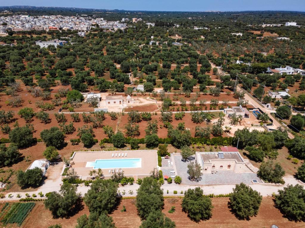 Pohľad z vtáčej perspektívy na ubytovanie Villa Ajeni by Perle di Puglia