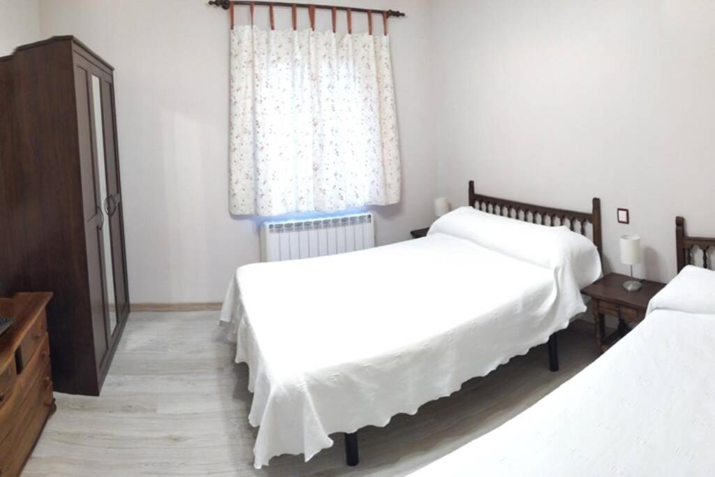 Kép LA CASA DE LOS ABUELOS szállásáról Las Navas del Marquésben a galériában