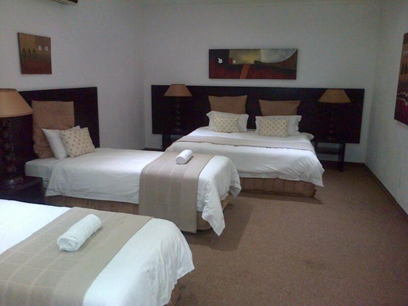 The Waterfront Country Lodge - Sala Familiar (4 Adultos)