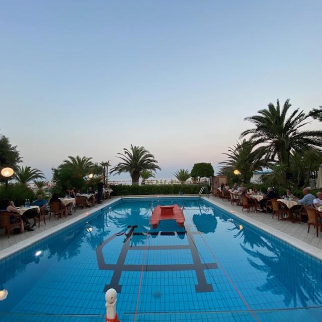 The swimming pool at or close to Hotel Corallo
