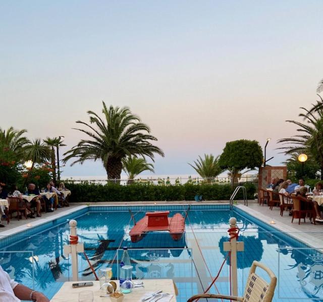 The swimming pool at or close to Hotel Corallo