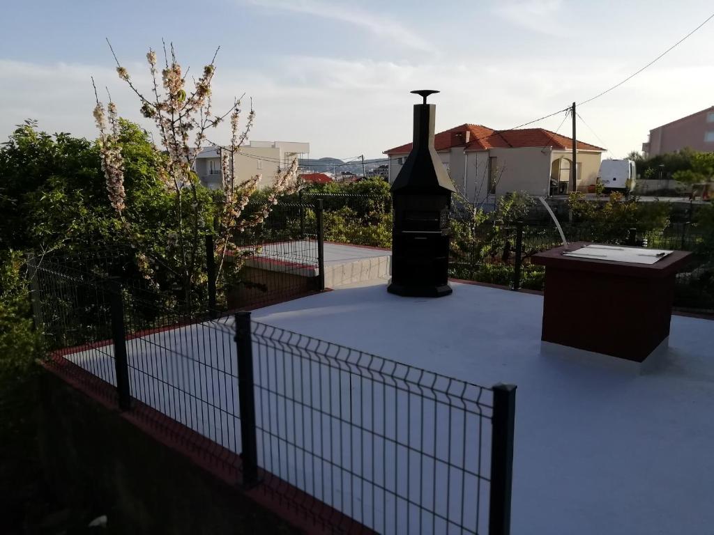 Nespecifikovaný výhled na hory nebo výhled na hory při pohledu z apartmánu
