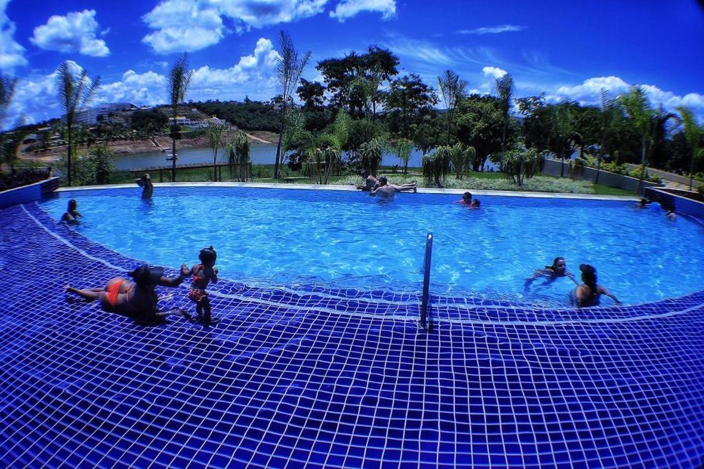 Bazén v ubytování Ilhas do Lago Eco Resort nebo v jeho okolí