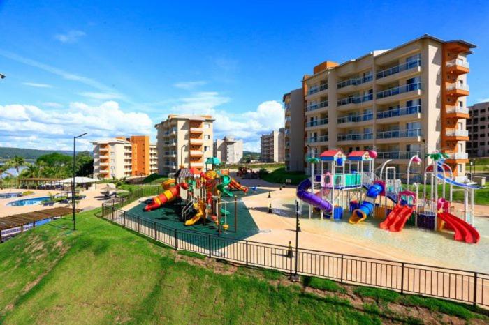 Herní místnost nebo prostor pro děti v ubytování Ilhas do Lago Eco Resort
