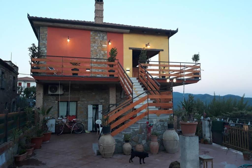 The building in which the holiday home is located