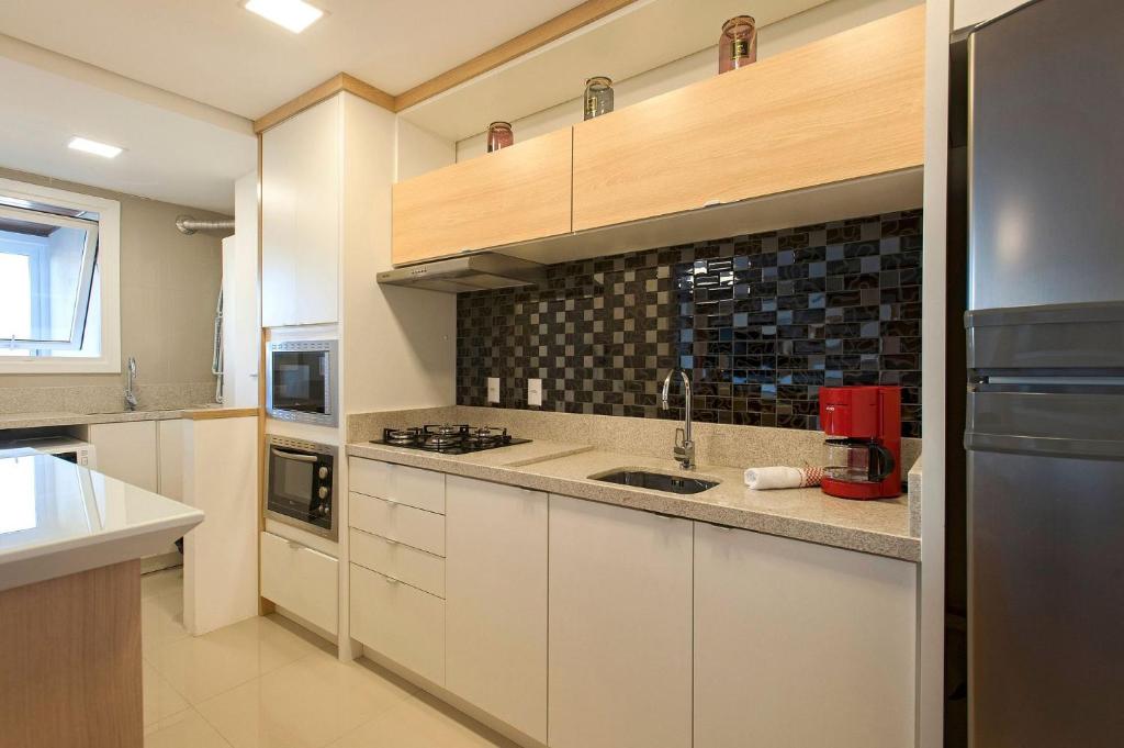  FLORES DA MONTANHA 304C - 2 DORMITÓRIOS + LAVABO NA BORGES!