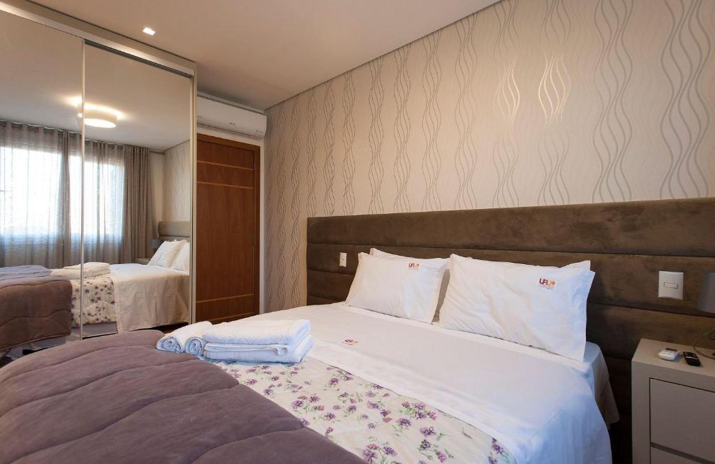  FLORES DA MONTANHA 304C - 2 DORMITÓRIOS + LAVABO NA BORGES!