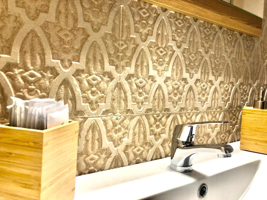 Apartamentos Puerta Real Sevilla - 9