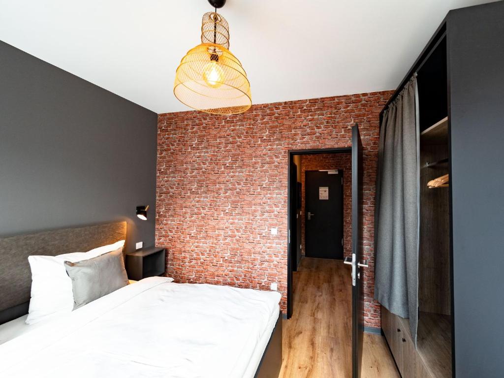 PHNX Aparthotel Hamburg - Resim 13
