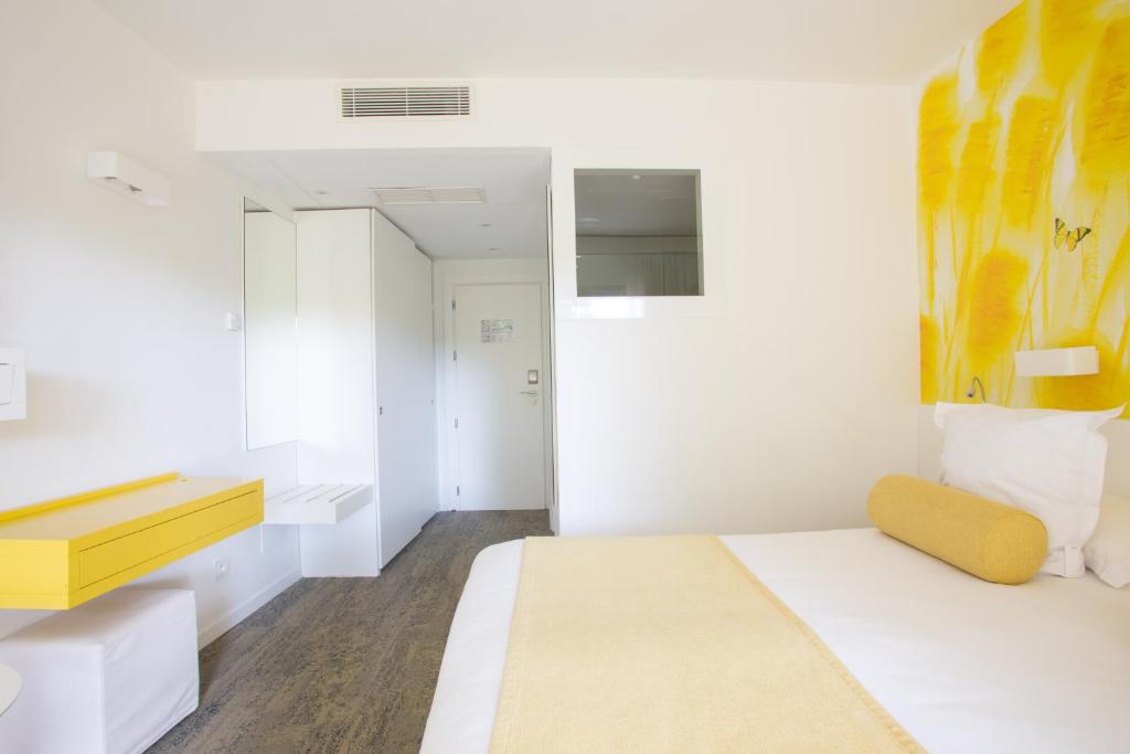Hotel Restaurant La Vague de Saint Paul - Deluxe Doppelzimmer Mit Balkon Und Gartenblick