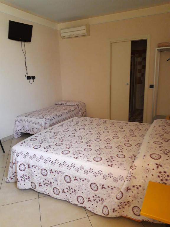 Affittacamere Cigole - Triple Room With Bathroom