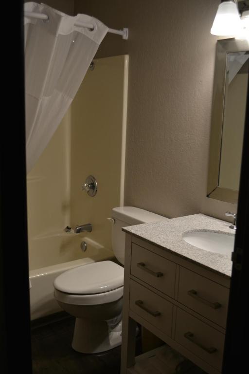 I M Hotel by Timberlake - King Room - Non-Smoking
