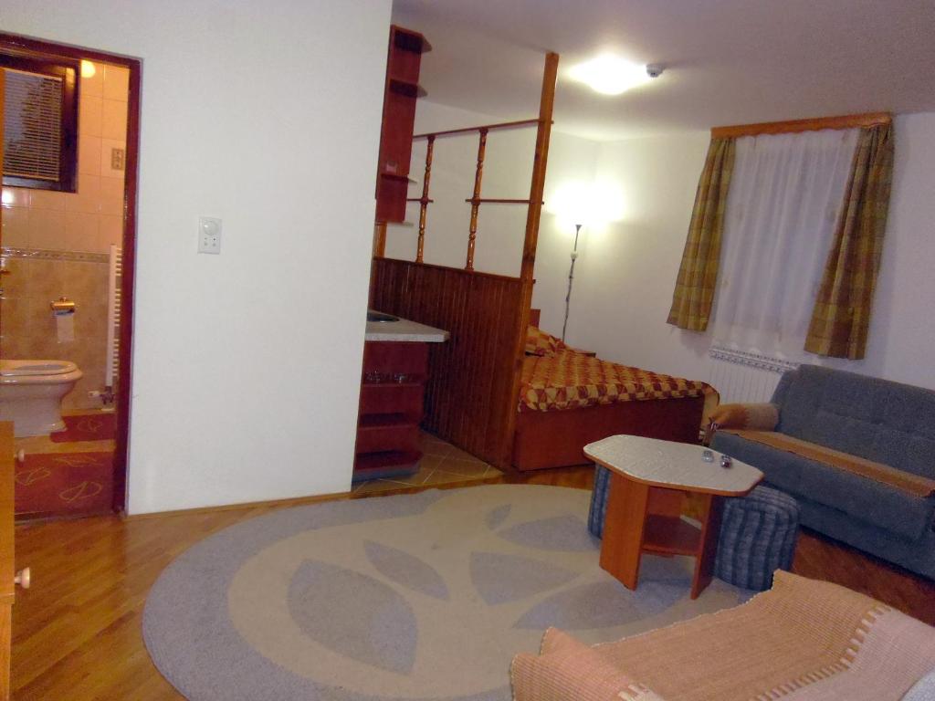 Posezení v ubytování Guesthouse Mali Raj