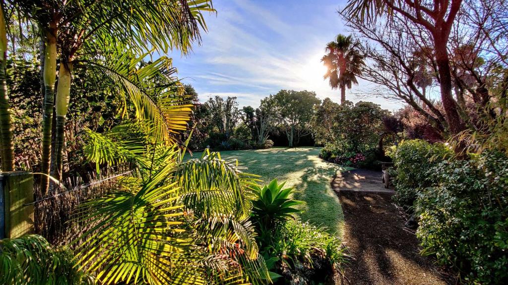 Moon Gate Villa - Resim 12