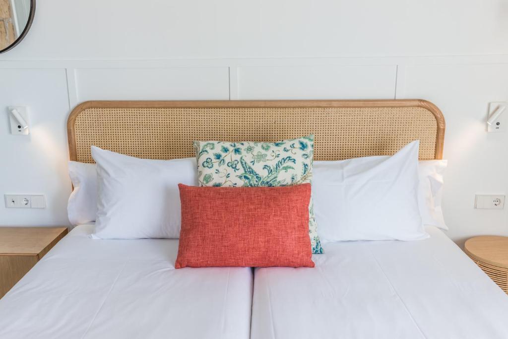 Nou Baleares - Resim 29