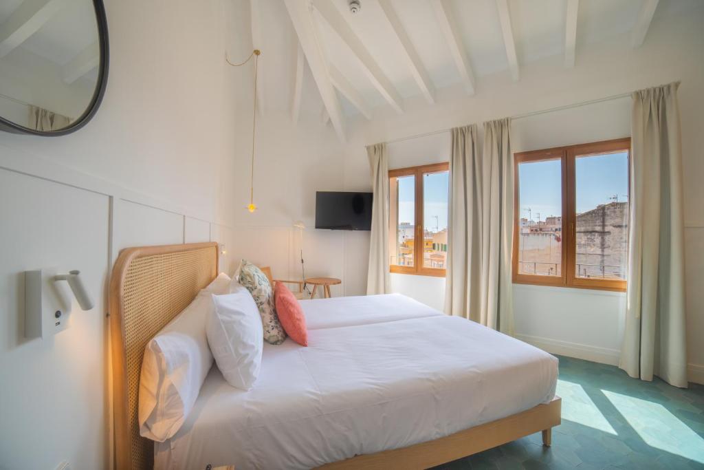 Nou Baleares - Resim 31