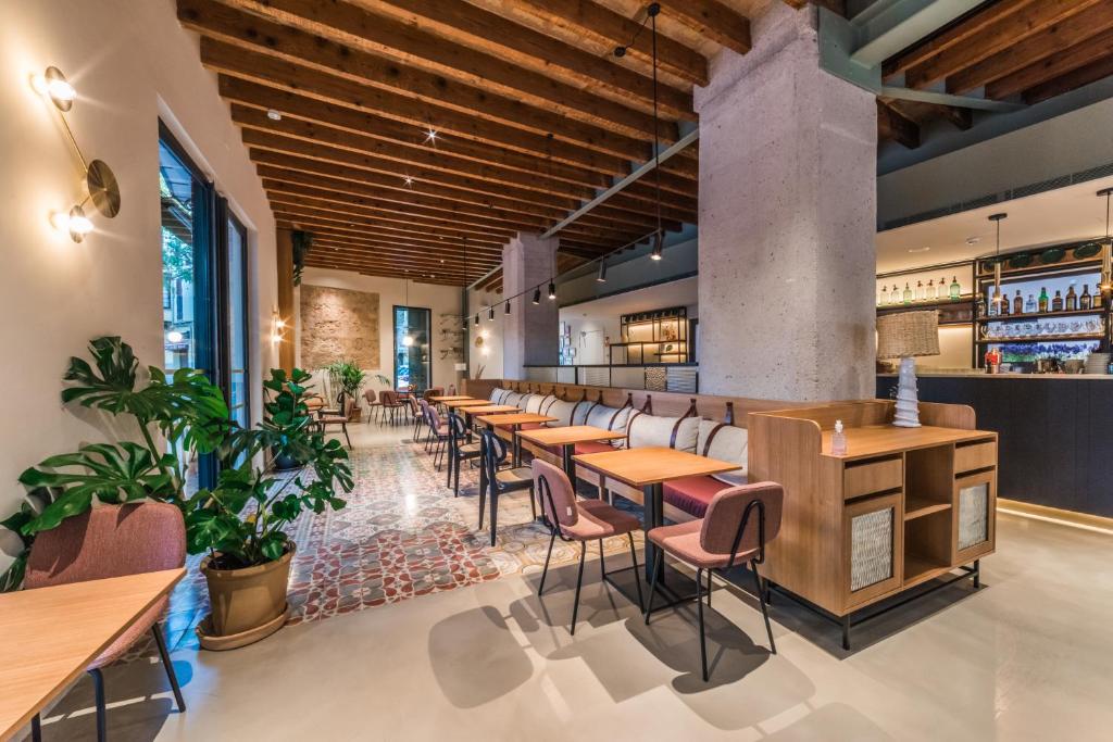 Nou Baleares - Resim 3