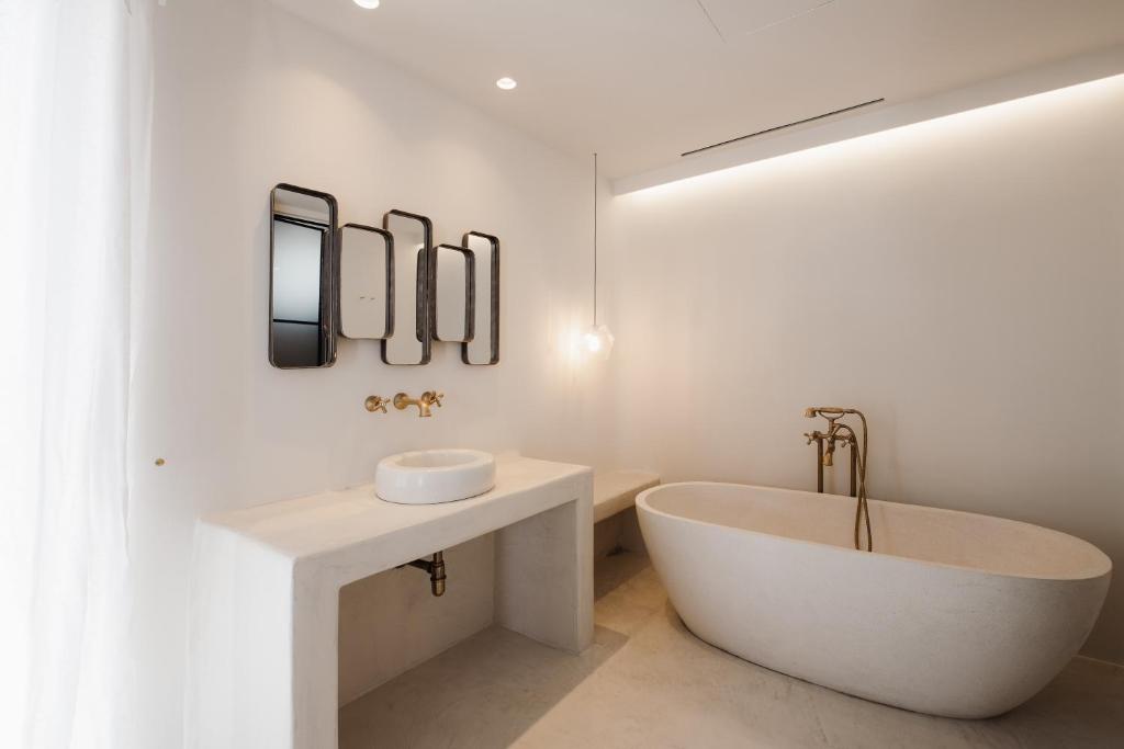 Koupelna v ubytování Koukoumi Vegan Boutique Hotel