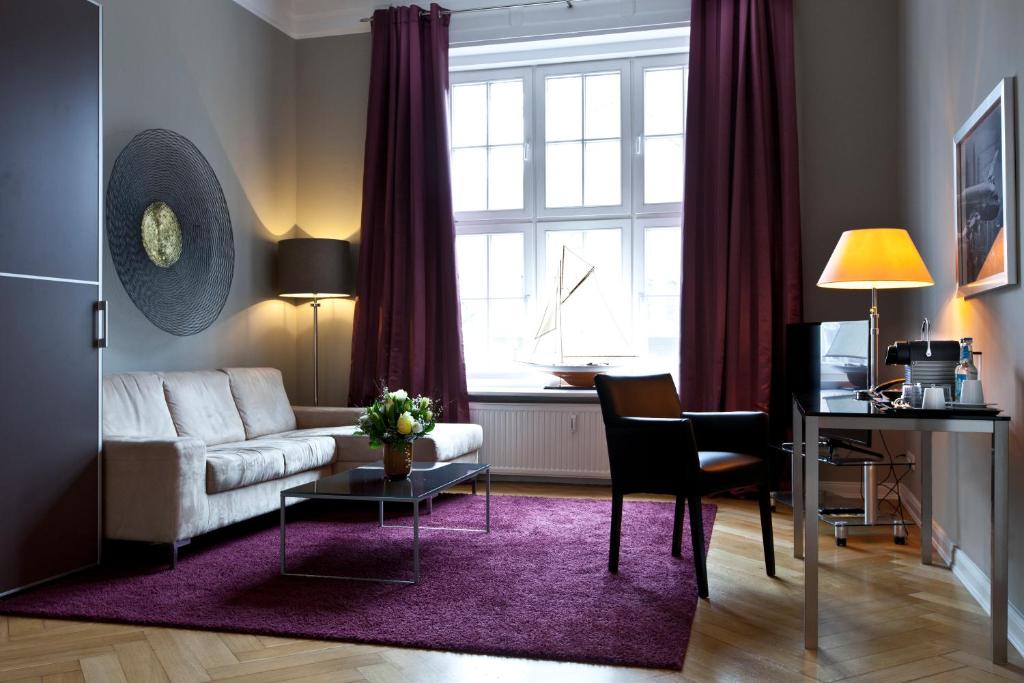 Posezení v ubytování Hotel Wagner im Dammtorpalais