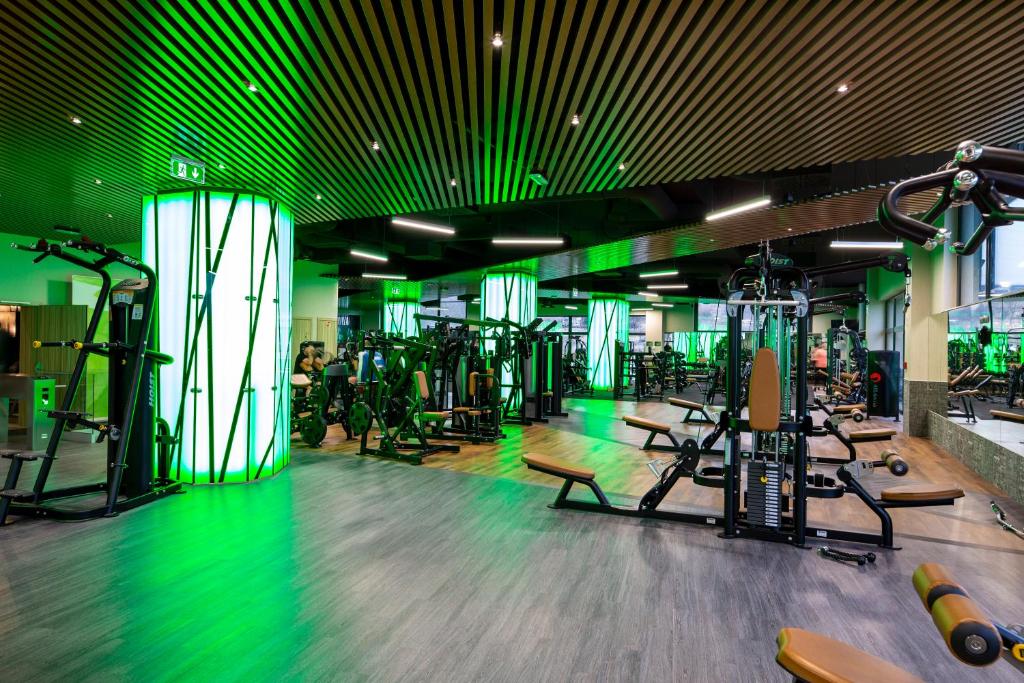 Fitness centrum a/nebo fitness zařízení v ubytování Allure Healthy Hotel & Spa