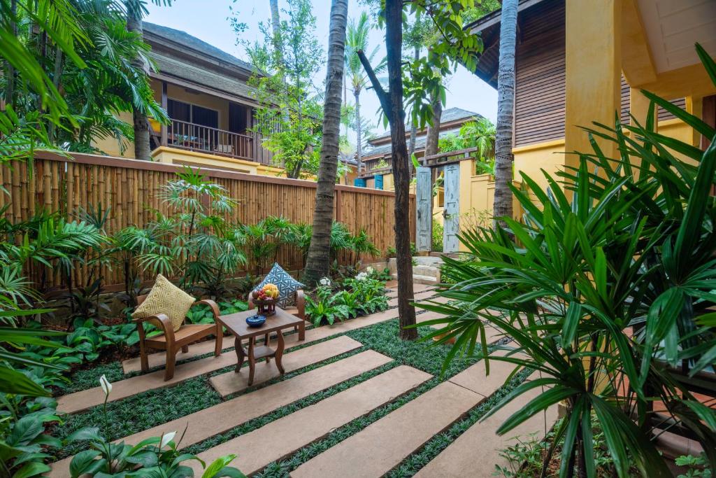 Zahrada ubytování Buri Rasa Village Samui