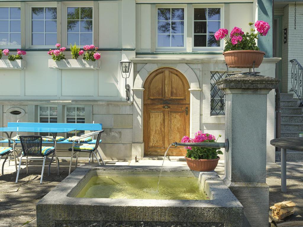 Fotografie z fotogalerie ubytování Hotel B&BAlpenheim v destinaci Teufen
